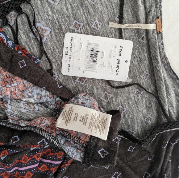 Free People Top Fringed Macrame Front Tie V-Neck Long Sleeve Black Multi L NWT - Picture 15 of 16